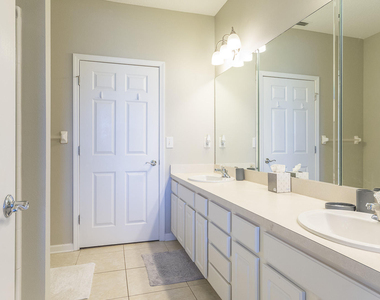 13364 Beach Boulevard - Photo Thumbnail 13