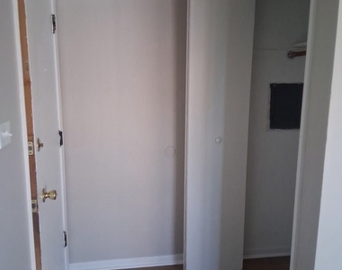 11030 S Ridgeland Avenue - Photo Thumbnail 4
