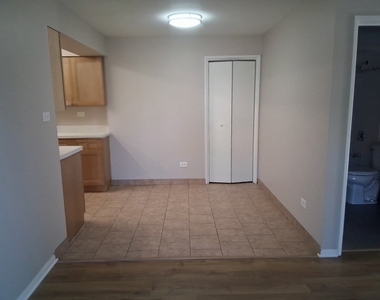 11030 S Ridgeland Avenue - Photo Thumbnail 3