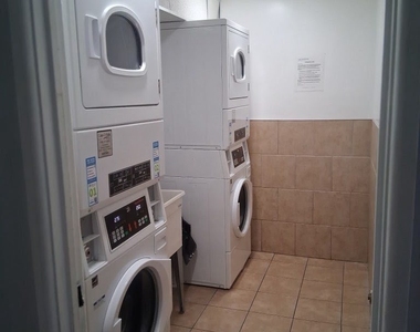 11030 S Ridgeland Avenue - Photo Thumbnail 8