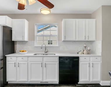 38312 Imperial Lane - Photo Thumbnail 13