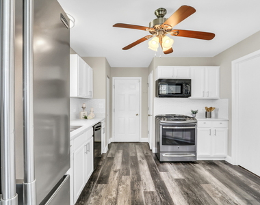 38312 Imperial Lane - Photo Thumbnail 11