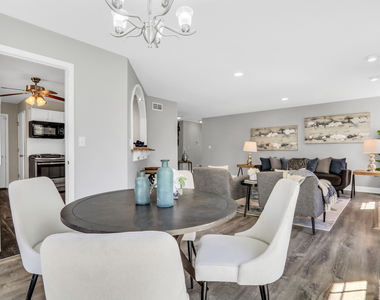 38312 Imperial Lane - Photo Thumbnail 9