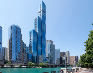 363 E Wacker Drive - Photo Thumbnail 33
