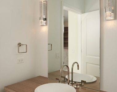363 E Wacker Drive - Photo Thumbnail 21
