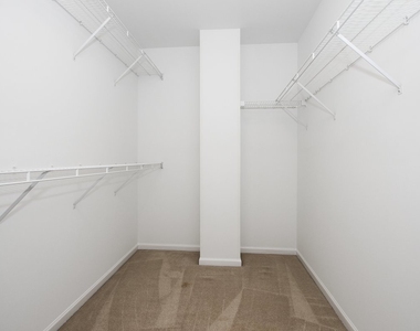 1245 Tuscany Drive - Photo Thumbnail 10