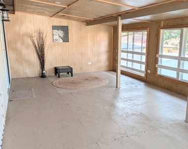7314 W 115th Street - Photo Thumbnail 10