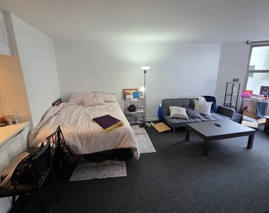 535 N Michigan Avenue - Photo Thumbnail 4