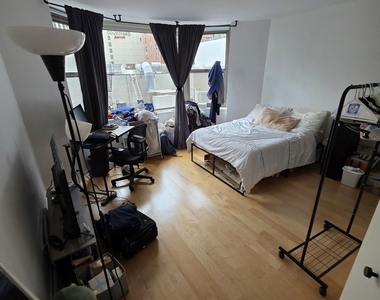 535 N Michigan Avenue - Photo Thumbnail 7