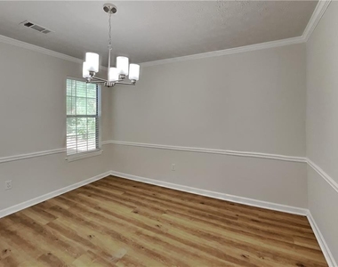 706 Coventry Township Lane - Photo Thumbnail 6