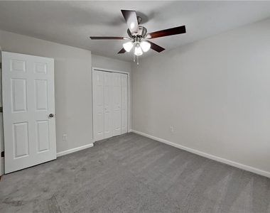 706 Coventry Township Lane - Photo Thumbnail 11