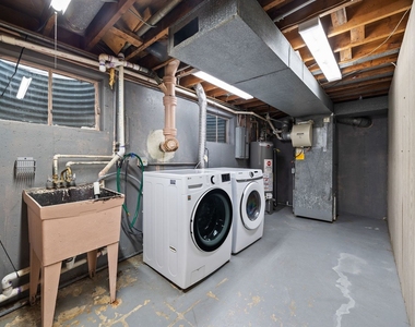 9065 W Oaks Avenue - Photo Thumbnail 21
