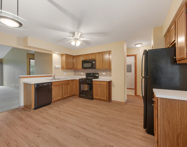 26 Tyler Court - Photo Thumbnail 7