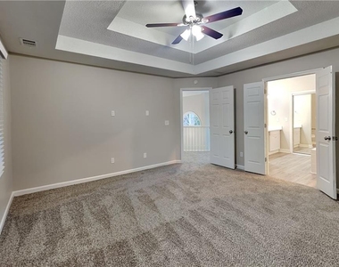 7203 Meadow Gate Way - Photo Thumbnail 7
