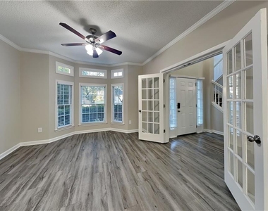 7203 Meadow Gate Way - Photo Thumbnail 1