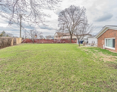 573 Dorothy Drive - Photo Thumbnail 23