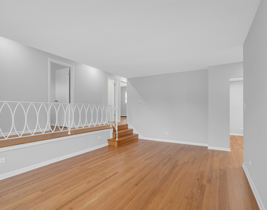 573 Dorothy Drive - Photo Thumbnail 6
