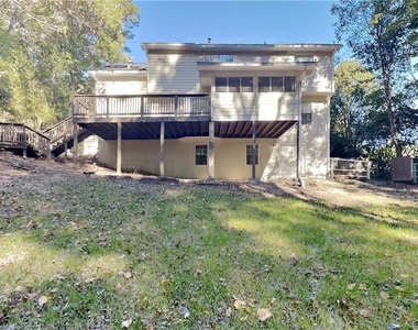 1085 Crystal Water Drive - Photo Thumbnail 16