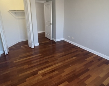 7162 W Grand Avenue - Photo Thumbnail 12