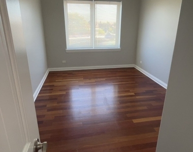 7162 W Grand Avenue - Photo Thumbnail 10