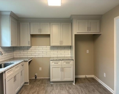 4079 Abbotts Bridge Road - Photo Thumbnail 8