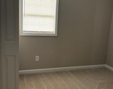 4079 Abbotts Bridge Road - Photo Thumbnail 13