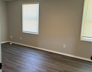 2471 Lehaven Drive - Photo Thumbnail 8