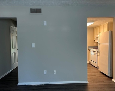 2471 Lehaven Drive - Photo Thumbnail 3