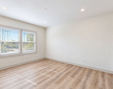 318 Happ Road - Photo Thumbnail 23