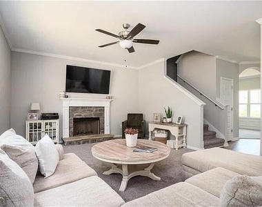 397 Belmont Lane - Photo Thumbnail 6