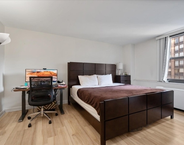 5701 N Sheridan Road - Photo Thumbnail 6