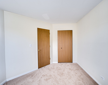 2185 Daybreak Drive - Photo Thumbnail 9