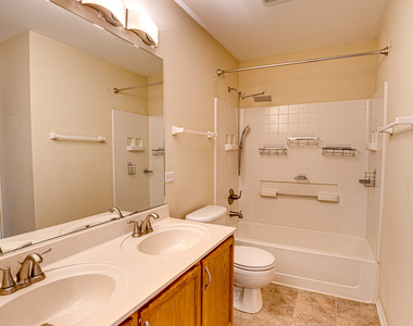 2185 Daybreak Drive - Photo Thumbnail 13