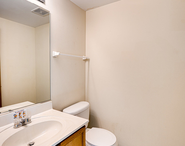 2185 Daybreak Drive - Photo Thumbnail 7