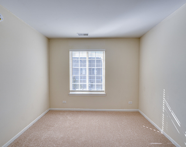2185 Daybreak Drive - Photo Thumbnail 10