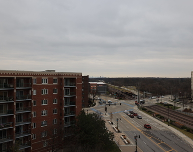 675 Pearson Street - Photo Thumbnail 15
