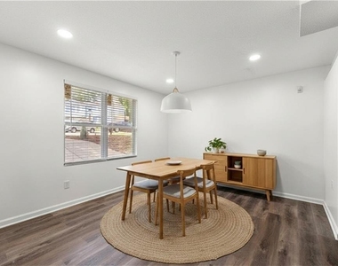 2290 Wilkins Cove - Photo Thumbnail 8