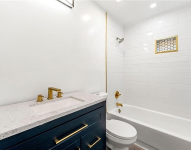2290 Wilkins Cove - Photo Thumbnail 10
