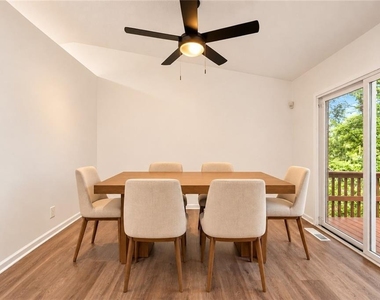 2290 Wilkins Cove - Photo Thumbnail 4