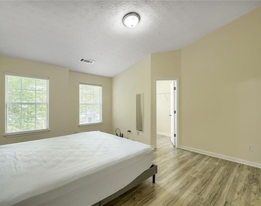 2914 Vining Ridge Terrace - Photo Thumbnail 17