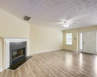 2914 Vining Ridge Terrace - Photo Thumbnail 7