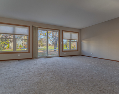 279 University Lane - Photo Thumbnail 3