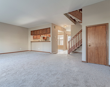 279 University Lane - Photo Thumbnail 2