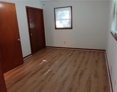 186 Zelma Street Sw - Photo Thumbnail 12