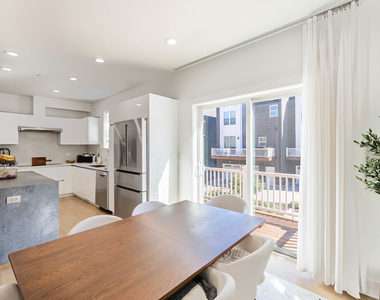 8127 Floral Avenue - Photo Thumbnail 9