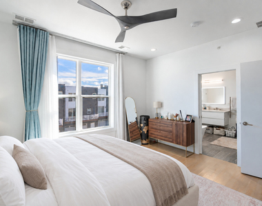 8127 Floral Avenue - Photo Thumbnail 15
