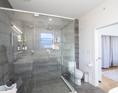 8127 Floral Avenue - Photo Thumbnail 17