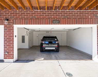 8127 Floral Avenue - Photo Thumbnail 27