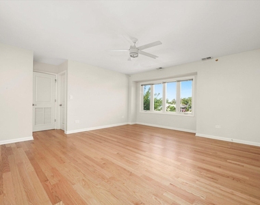 6837 W 95th Street - Photo Thumbnail 6