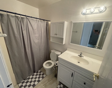 1712 Rutgers Court - Photo Thumbnail 12